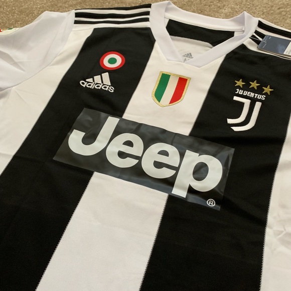 Juventus Home 18/19 Jersey Serie A RONALDO #7 - Picture 3 of 7